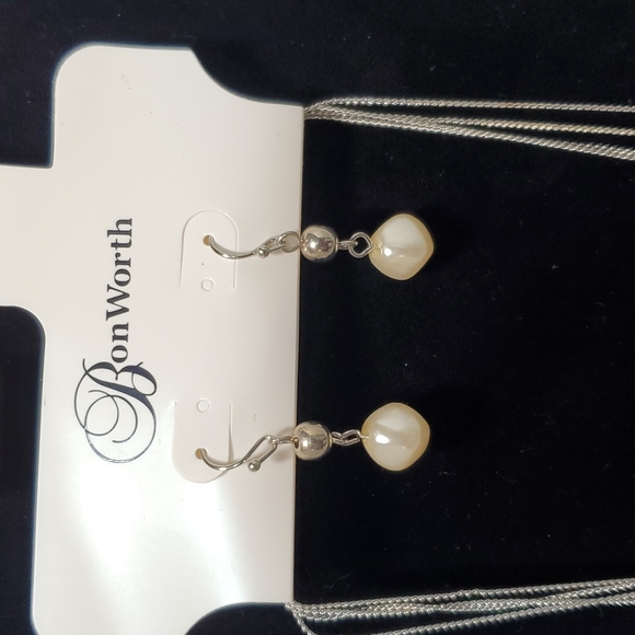 Bonworth pearl silver chain necklace earring set - Picture 4 of 5